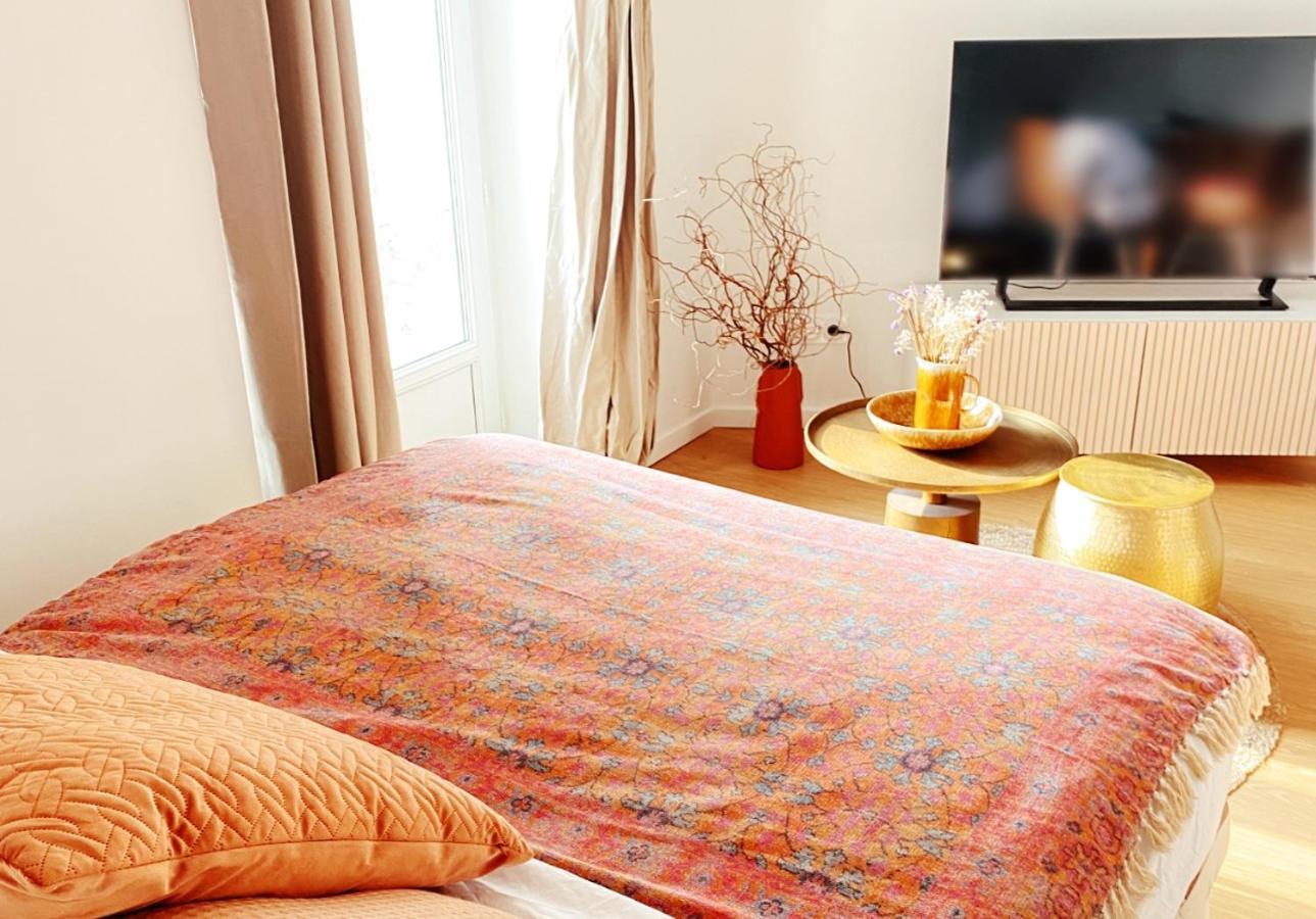 Апартаменты Le Boheme ⸱ Stationnement Gratuit ⸱ Fibre Deols Экстерьер фото